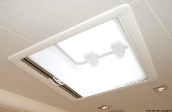 Recessed Screen x Lewmar 40 W - 19.805.40